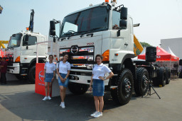 Hino Perkuat Investasi dan Produksi Lokal, Bidik Indonesia Jadi Basis Ekspor Global