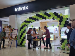 Infinix Hadir di Icon Mall Gresik, Tawarkan Smartphone Gaming dengan Promo
