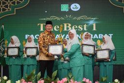 Bupati Lamongan Soroti Krisis Etika Digital dan Angka Perceraian
