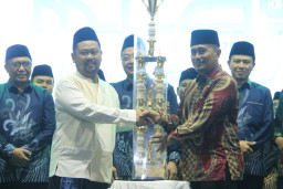Kafilah MTQ Gresik Targetkan Juara Umum MTQ XXXII Jawa Timur