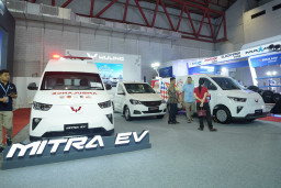 Wuling Tampilkan Formo Max dan Mitra EV di GIICOMVEC 2026, Bidik Pelaku Usaha