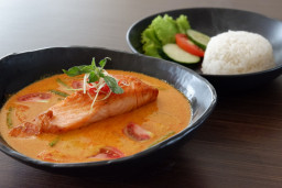 Hotel Santika Gresik Tawarkan Promo of The Month Mei