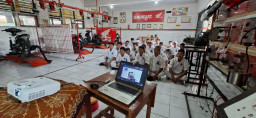 MPM Connect Jadi Sarana Upgrade Skill Siswa SMK TSM Honda Binaan MPM Honda Jatim