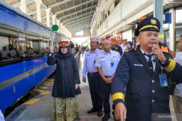 Bupati Banyuwangi Lepas Keberangkatan KA Sangkuriang Relasi Banyuwangi-Bandung