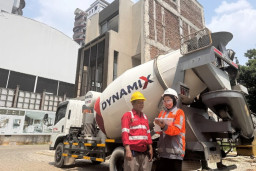 SIG Garap Peluang Renovasi dan Hunian Perkotaan lewat Layanan Beton MiniMix