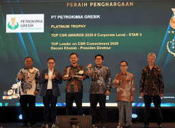 Petrokimia Gresik Raih Top Platinum Trophy 2026, Bukti Konsistensi Wujudkan Keberlanjutan dan Ketahanan Pangan Nasional