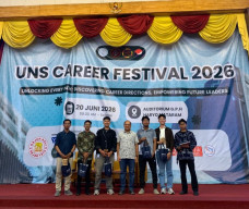 Direktur SDM Pelindo Multi Terminal Bekali Mahasiswa UNS Strategi Sukses Berkarier di Era AI