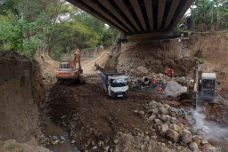 Perbaiki Jembatan Plapar Ponorogo, Pemprov Jatim Siapkan Anggaran Rp 5 Miliar