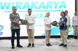 Dari Bangku Kuliah ke Lahan Pertanian, Taruna Makmur Asah Kompetensi Generasi Muda