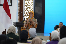 Beasiswa Sempat Tersendat, Pemkab Bojonegoro Kumpulkan Para Mahasiswa