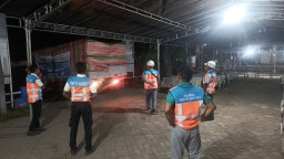 Pelindo Gerak Cepat Bantu Masyarakat Terdampak Gempa di Flores