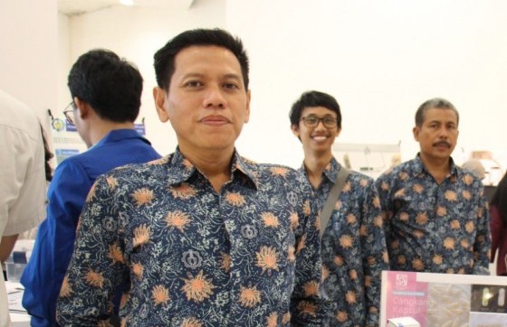 Kepala Departemen Kimia ITS, Prof Dr rer nat Fredy Kurniawan MSi 