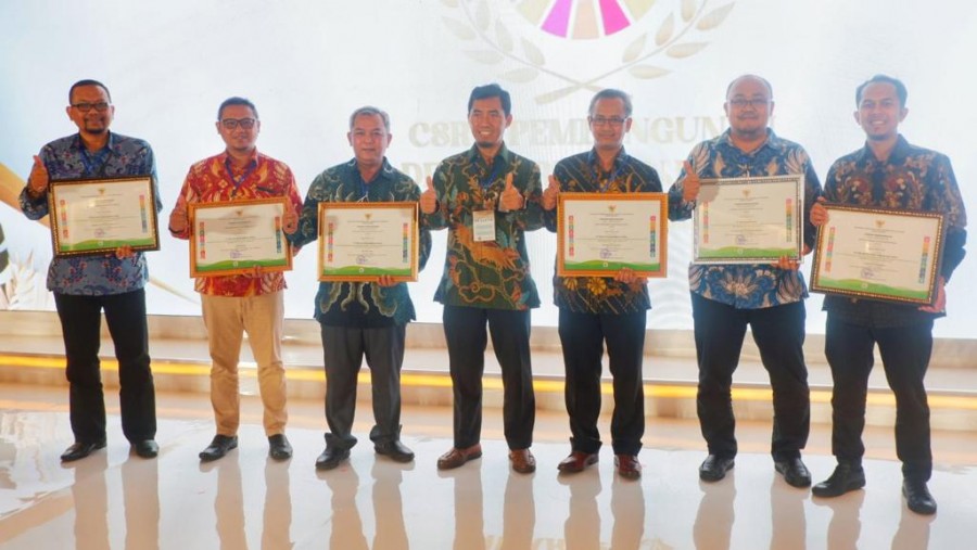 Kelima unit PT PJB yang berhasil meraih penghargaan dari Wapres RI