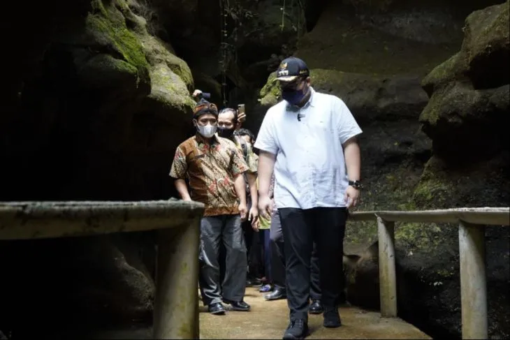 Bupati Kediri Dorong Desa Kembangkan Potensi Wisatanya