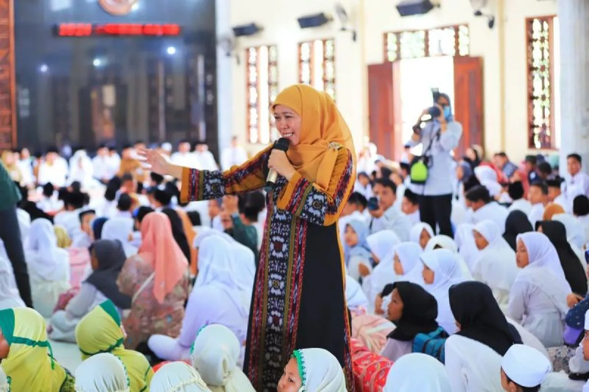 Khofifah Ajak Anak-anak Raih Cita-cita Yang Tinggi