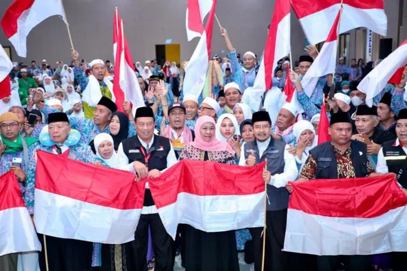 Khofifah Apresiasi Layanan Fast Track Haji Embarkasi Juanda Untuk Pertama Kalinya