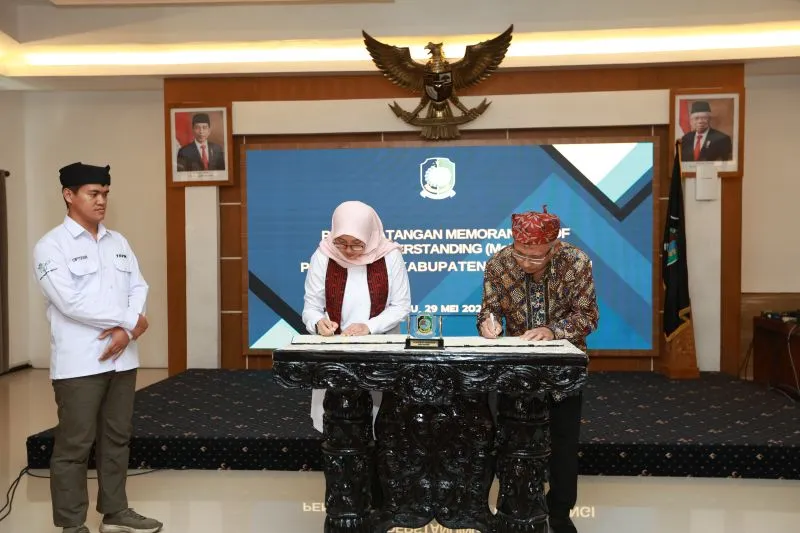 Pemkab Banyuwangi dan SBI Kerjasama Manfaatkan Sampah Sebagai Bahan Bakar