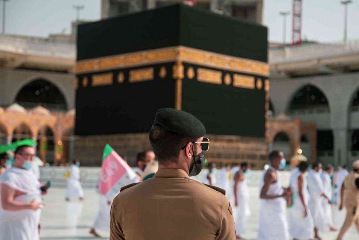 Ibadah haji merupakan rukun Islam kelima yang menjadi penutup sekaligus penyempurna perjalanan spiritual seorang Muslim.