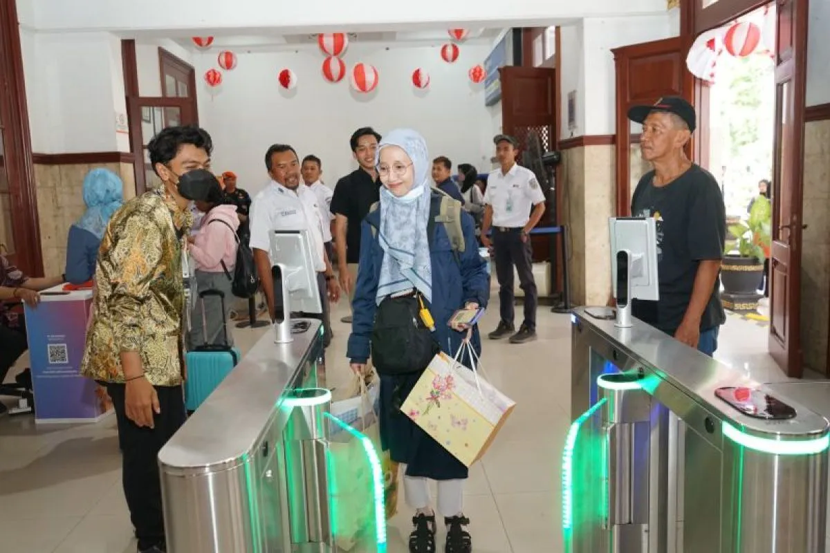 KAI Daop 9 Layani Face Recognition di Stasiun Jember