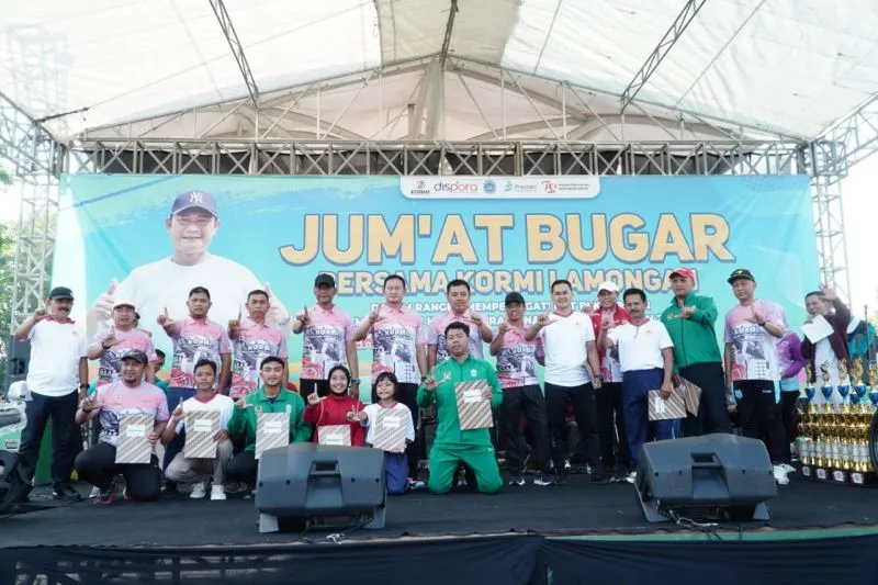 Pak Yes Lepas 12 Atlet Asal Lamongan Yang Berlaga di PON XXI Wakili Jatim