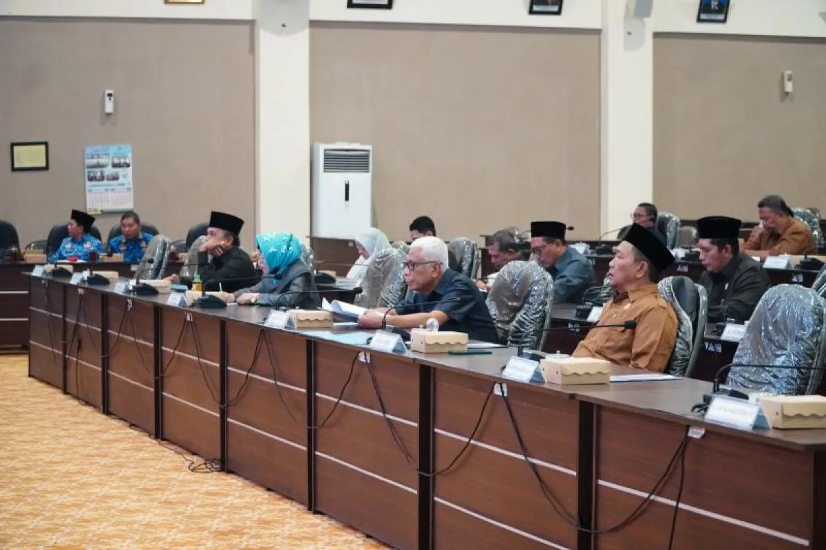 DPRD dan Pemkab Lamongan Setujui 14 Propemperda 2025