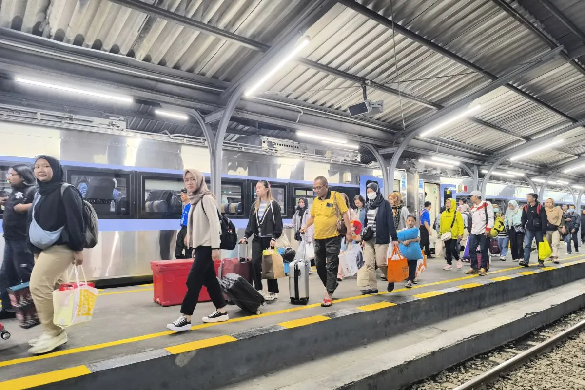 KAI Daop 9 Siapkan Promo Tiket 30 Persen Akhir Tahun