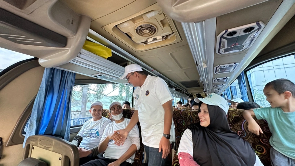 SPMT Berangkatkan 400 Pemudik Gratis ke Kampung Halaman