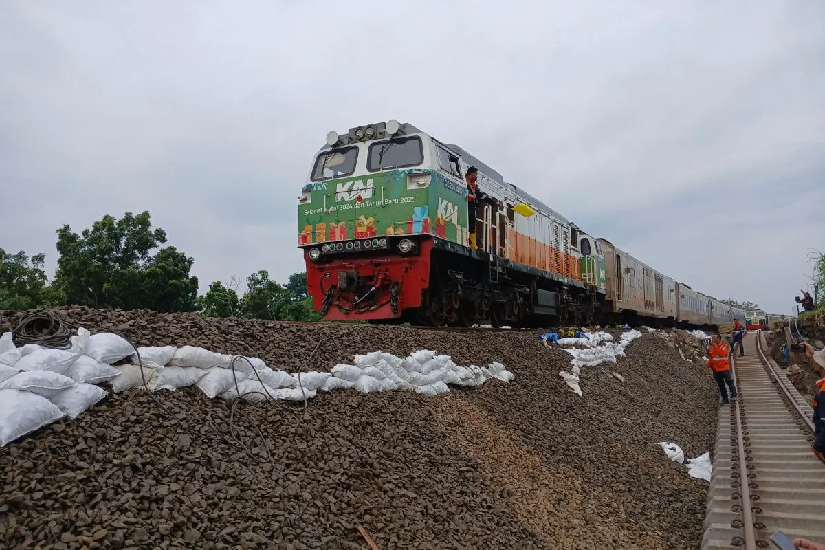 Sempat Terputus Rel KA di Grobogan Mulai Tersambung Satu Jalur