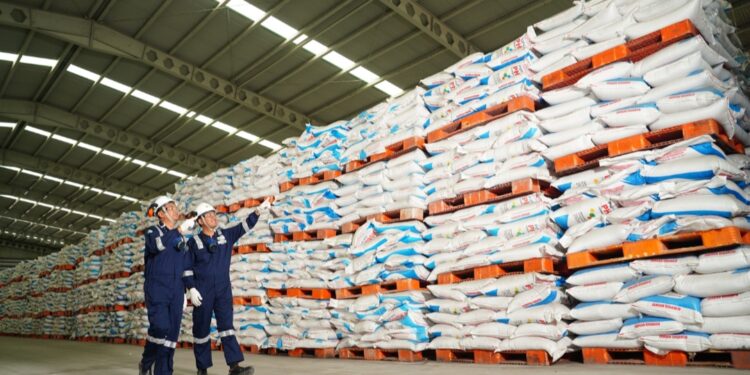 PT Pupuk Indonesia (Persero) memastikan ketersediaan pupuk bersubsidi bagi petani terdaftar di seluruh Indonesia dengan total stok mencapai 1.055.068 ton.