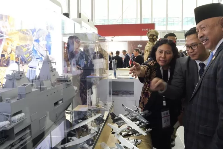 PT PAL Ikuti Pameran Industri Pertahanan IDEX 2025 di Abu Dhabi