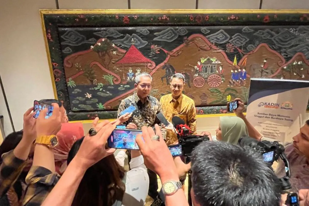 Kemendag dan Kadin Jatim Sosialisasikan Pengaturan Impor