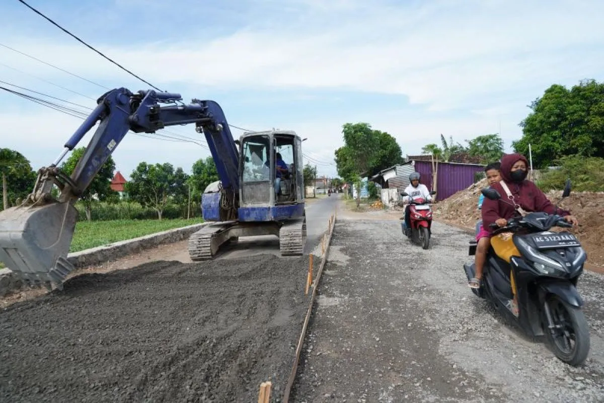 Tahun Ini Pemkab Kediri Lakukan Perbaikan Jalan Sepanjang 51.910 Meter di 22 Kecamatan