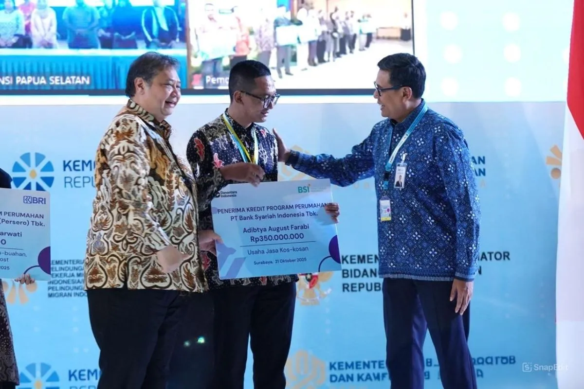Perkuat UMKM Inklusif dengan KUR Syariah, BSI Lakukan Akad Masal