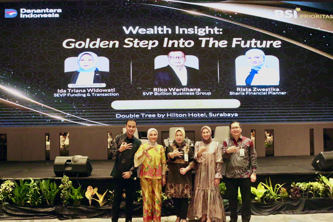  PT Bank Syariah Indonesia Tbk (BSI) melalui BSI Prioritas menggelar acara BSI Wealth Insight bertajuk “Golden Step Into the Future”