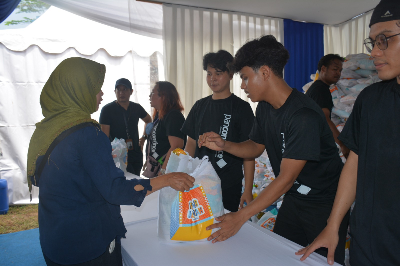 Berlokasi di Nawasena Mandiri Corporate University, Jakarta, Kamis (2/10), Bank Mandiri menggelar Program Pasar Murah Mandiri