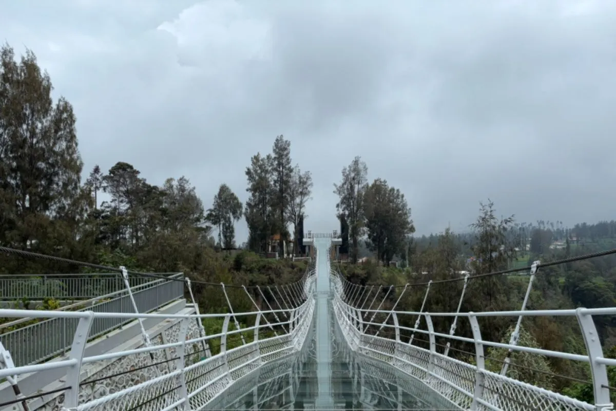 Operasional Jembatan Kaca di Bromo Tunggu Proses Perizinan