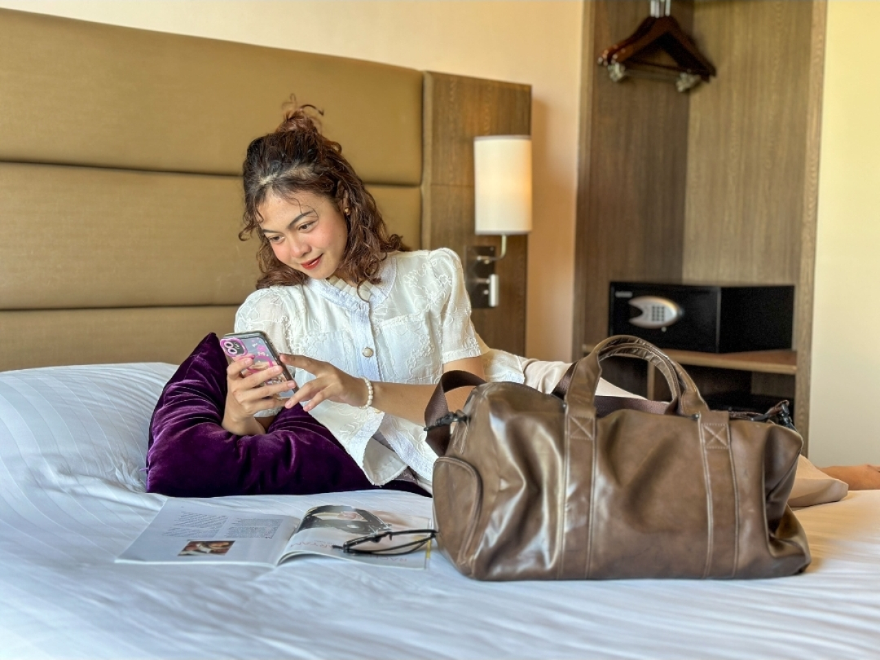 Premier Place Hotel Surabaya Airport menghadirkan program spesial bertajuk “Jatim Weekend Staycation.”