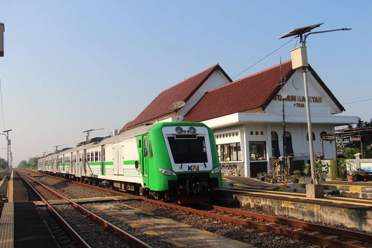 Layanan Kereta Api Bandara Internasional Adi Soemarmo (KA BIAS) mendorong peningkatan konektivitas regional Stasiun Magetan.