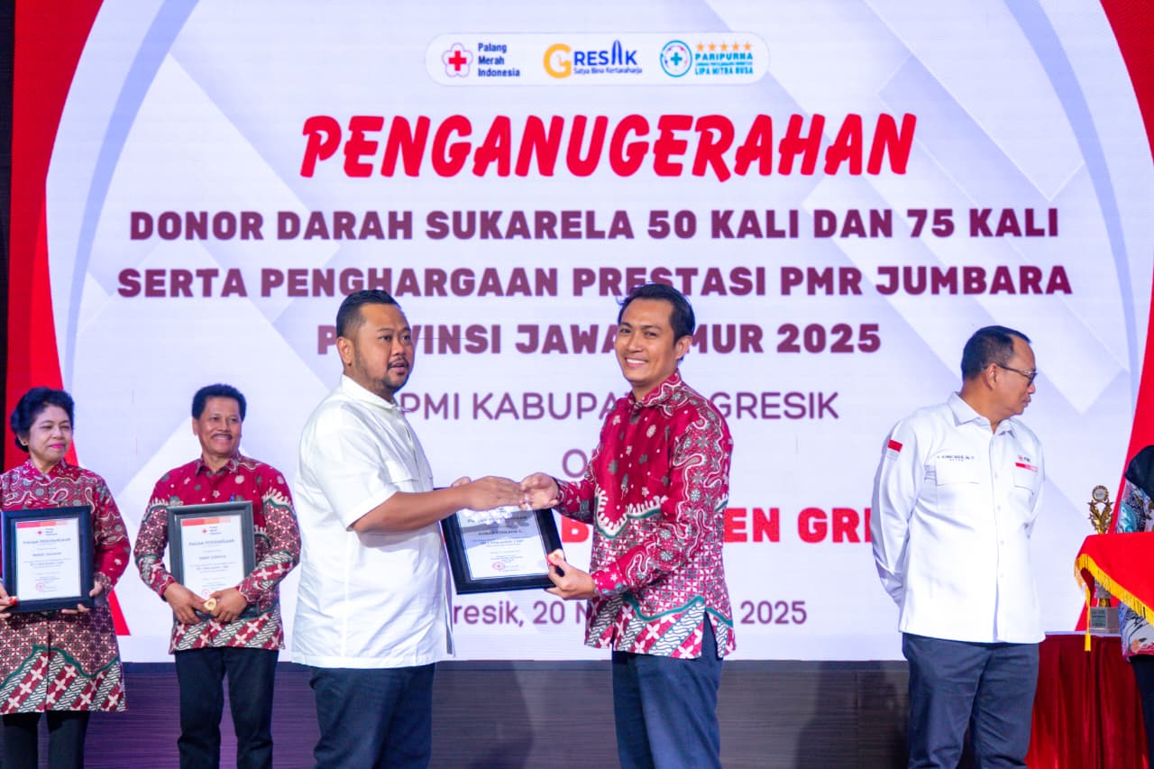 Bupati Gresik Fandi Akhmad Yani membuka kegiatan Apresiasi Pendonor dan Relawan PMI Kabupaten Gresik