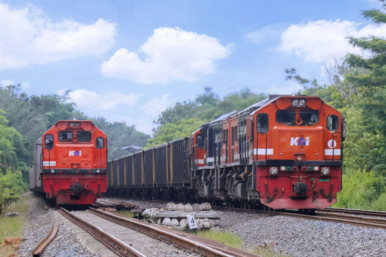 PT Kereta Api Indonesia (KAI) mencatat peningkatan angkutan batu bara sepanjang Januari-Oktober 2025.
