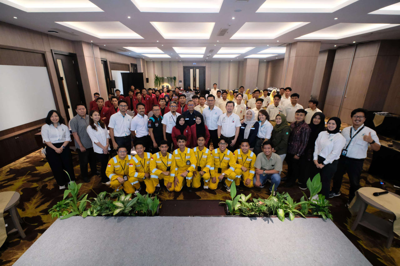 Apresiasi bagi tujuh putra daerah asal Kabupaten Sampang sebagai talenta lokal Petronas Indonesia