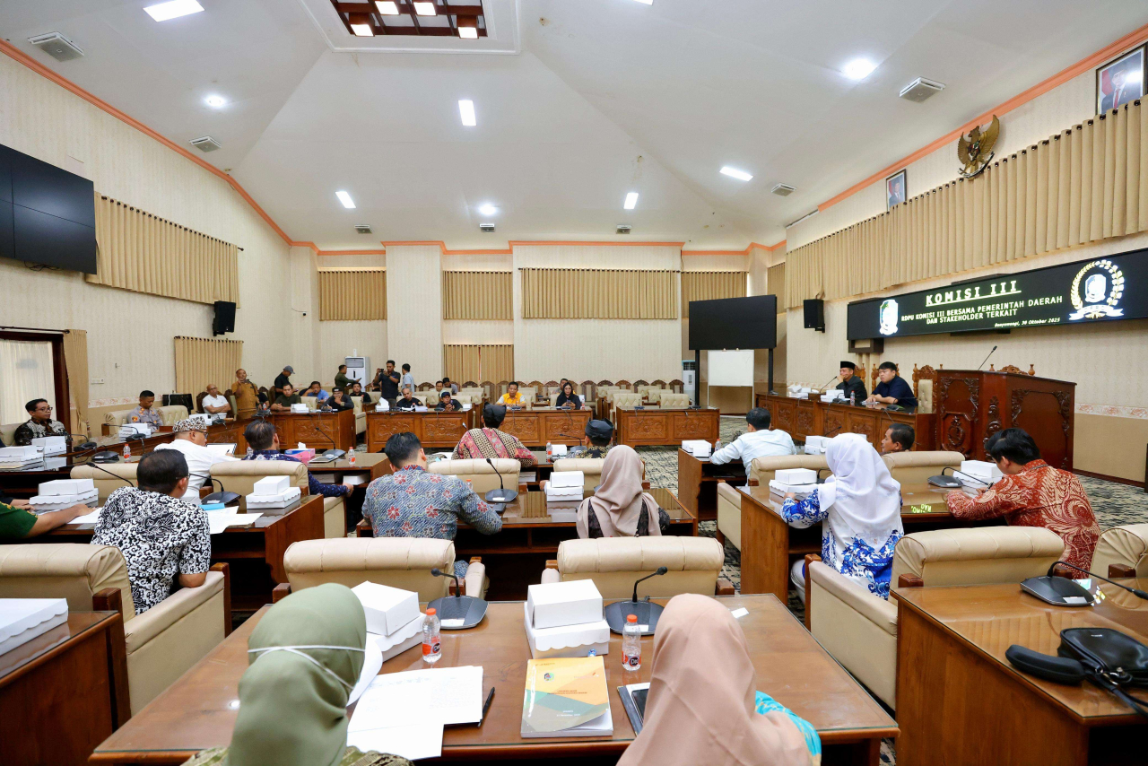 usai rapat dengar pendapat bersama legislatif dan elemen masyarakat di Gedung DPRD Banyuwangi