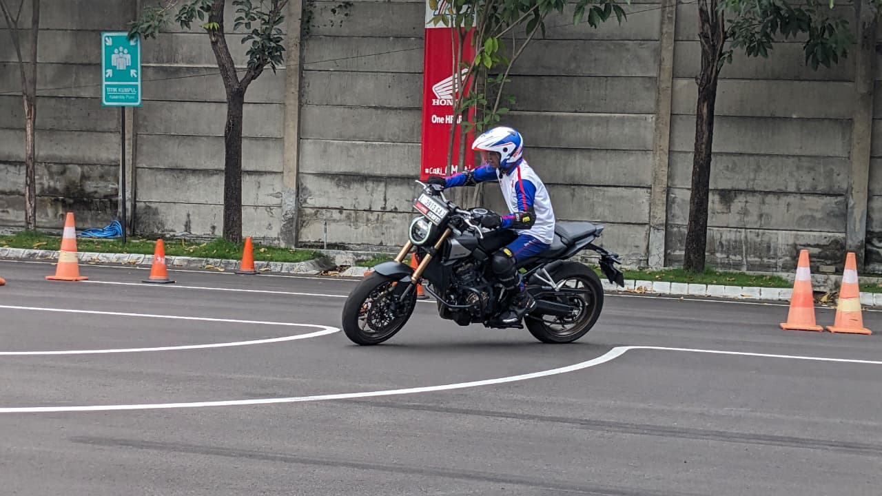 PT. Mitra Pinasthika Mulia (MPM Honda Jatim), terus memperkuat komitmennya dalam mengampanyekan keselamatan berkendara