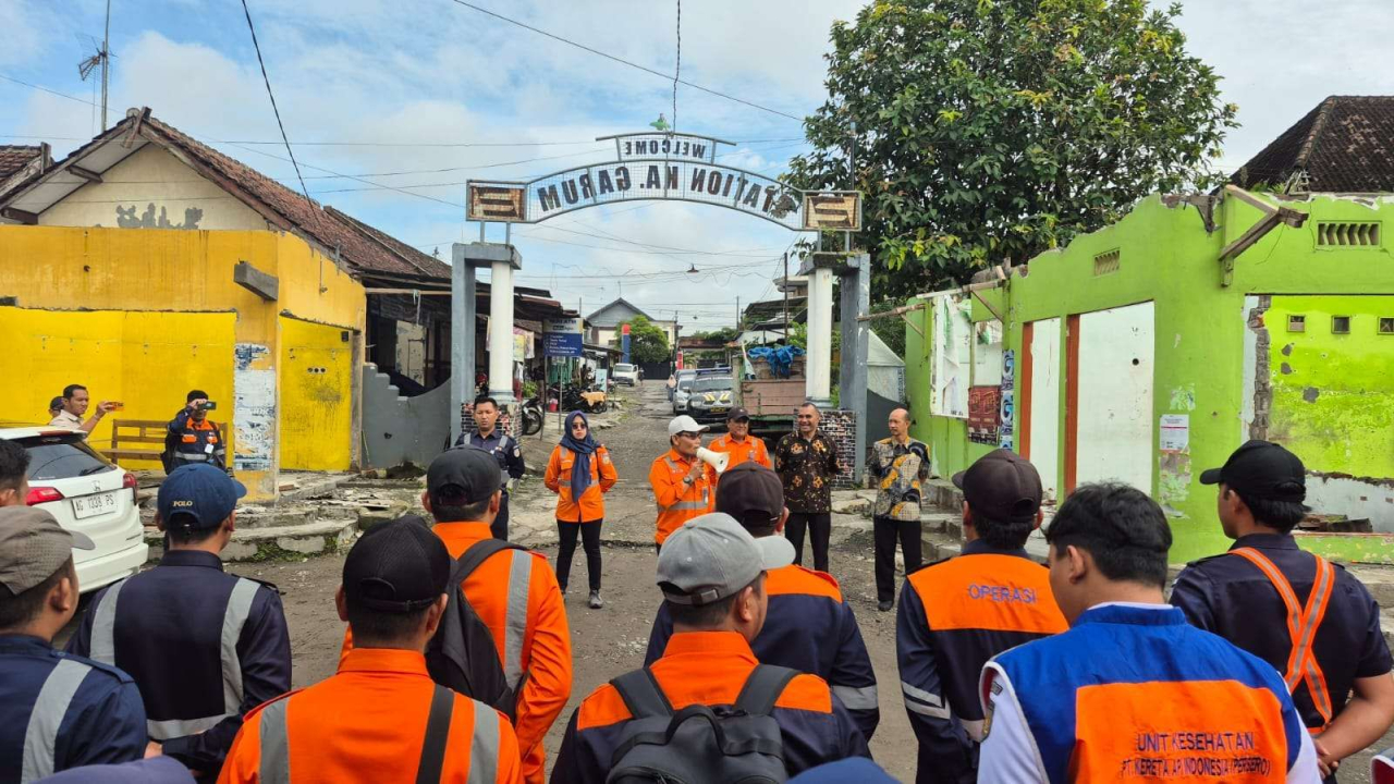 PT KAI Daop 7 Madiun melakukan penataan dan peningkatan pelayanan di Stasiun Garum, Kabupaten Blitar