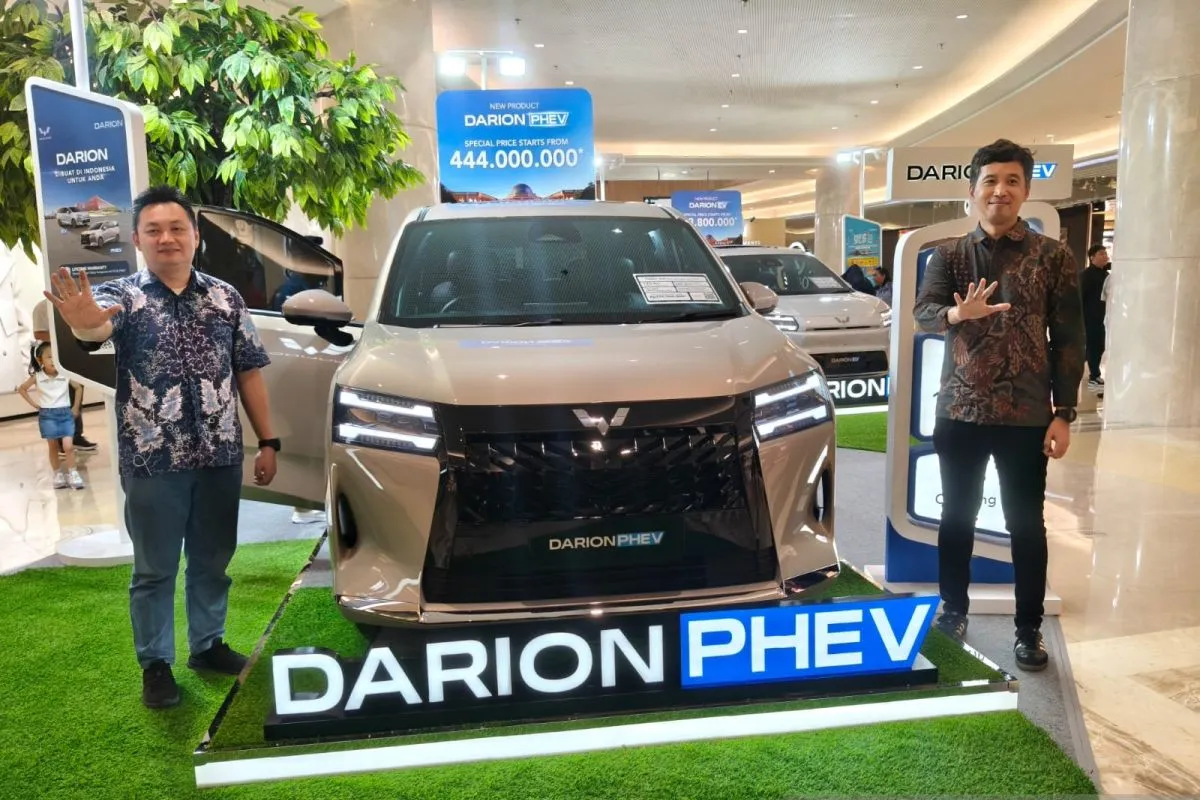 Wuling Darion Mulai Ditawarkan ke Konsumen Surabaya