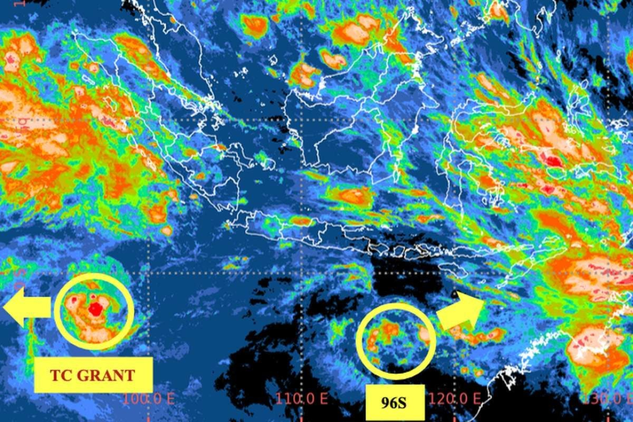 Badan Meteorologi, Klimatologi, dan Geofisika (BMKG) merilis informasi terbaru mengenai Siklon Tropis GRANT dan Bibit Siklon Tropis 96S.