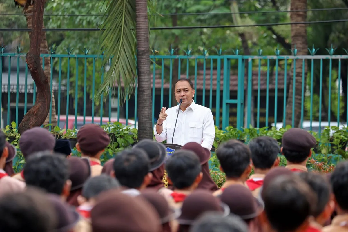 Pemkot Surabaya Terbitkan SE Batasi Penggunaan Gawai