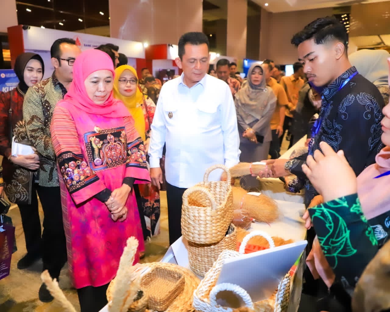 total transaksi Misi Dagang Jatim-Kepri tembus Rp 4.456.849.425.486, sekaligus menjadi capaian tertinggi dari 12 penyelenggaraan misi dagang di berbagai provinsi di Indonesia sepanjang tahun 2025.