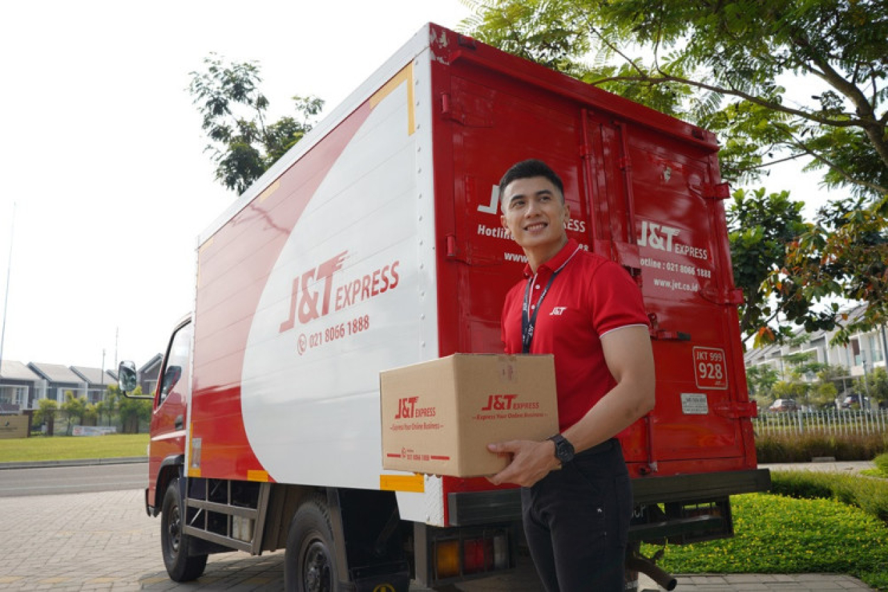 Hingga kuartal III-2025, volume pengiriman J&T Express di Indonesia meningkat lebih dari 60% dibandingkan periode yang sama tahun sebelumnya.