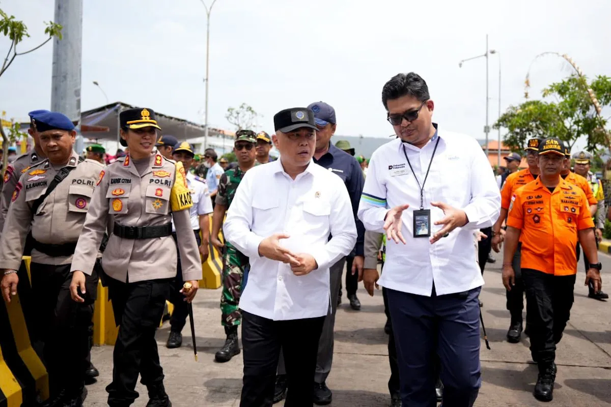 Menhub Minta ASDP Perkuat Armada di Lintasan Ketapang Gilimanuk